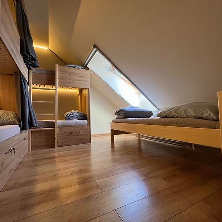 Sherpa'S Hostel High Tatras Štrbské Pleso エクステリア 写真