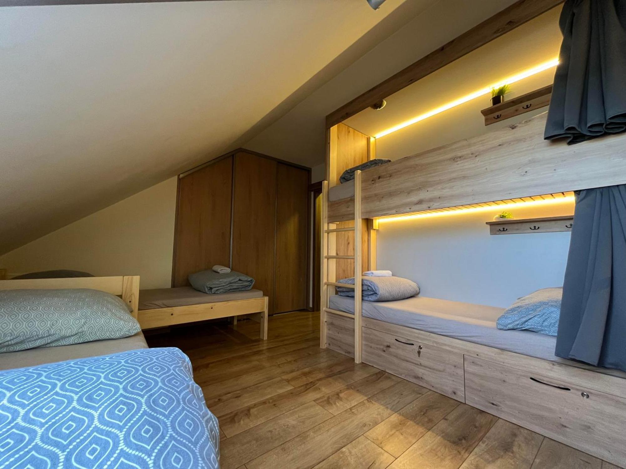 Sherpa'S Hostel High Tatras Štrbské Pleso エクステリア 写真