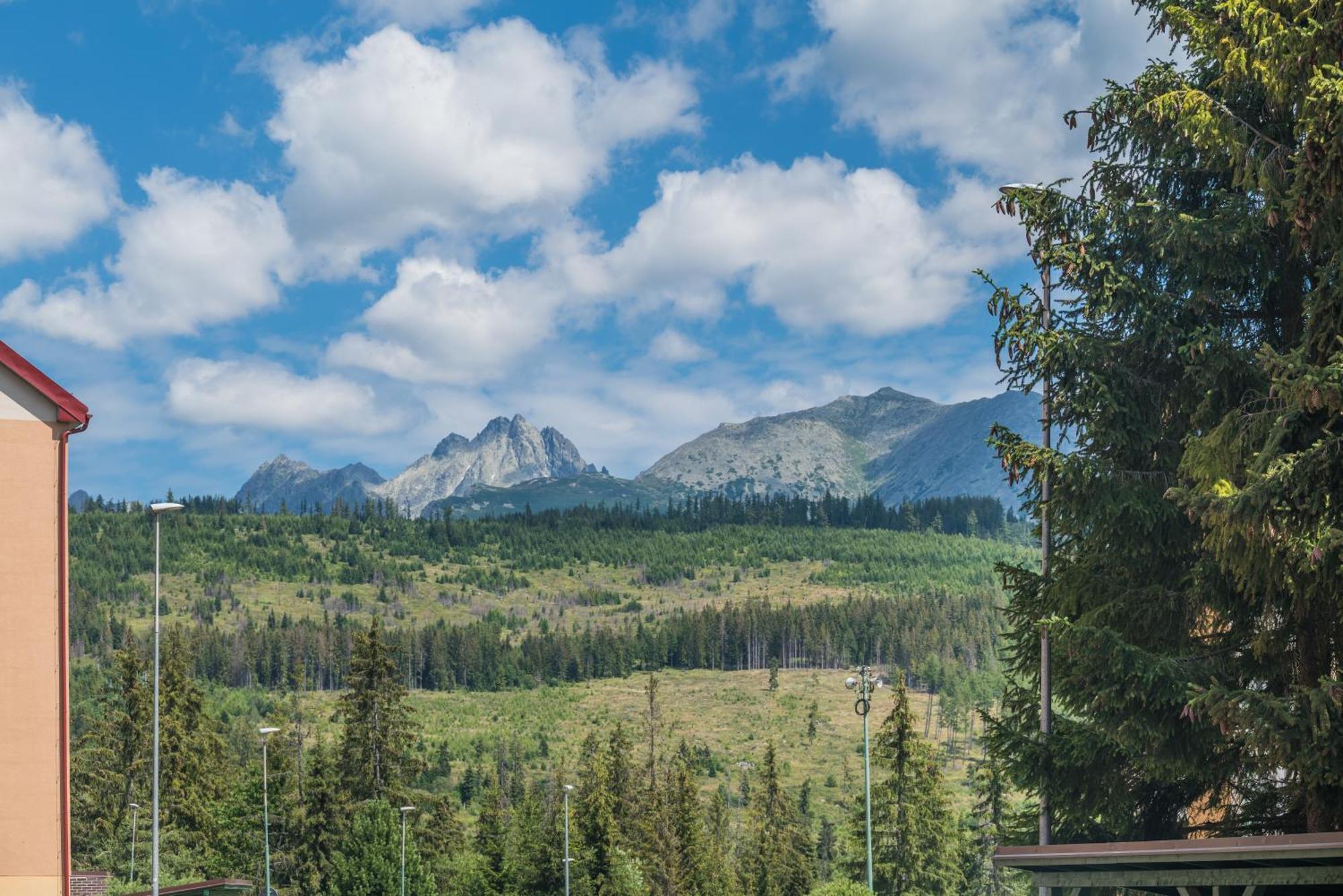 Sherpa'S Hostel High Tatras Štrbské Pleso エクステリア 写真