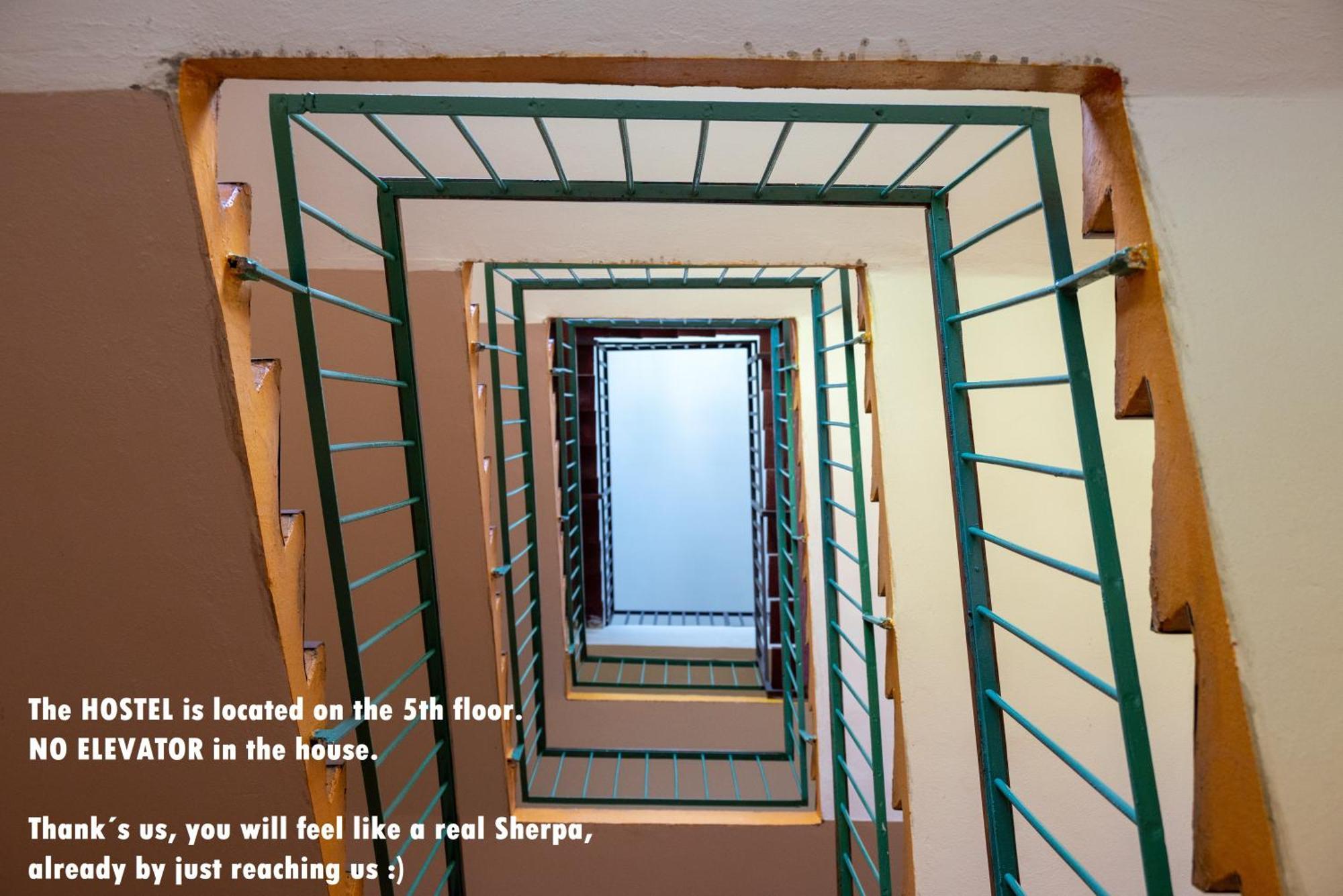 Sherpa'S Hostel High Tatras Štrbské Pleso エクステリア 写真