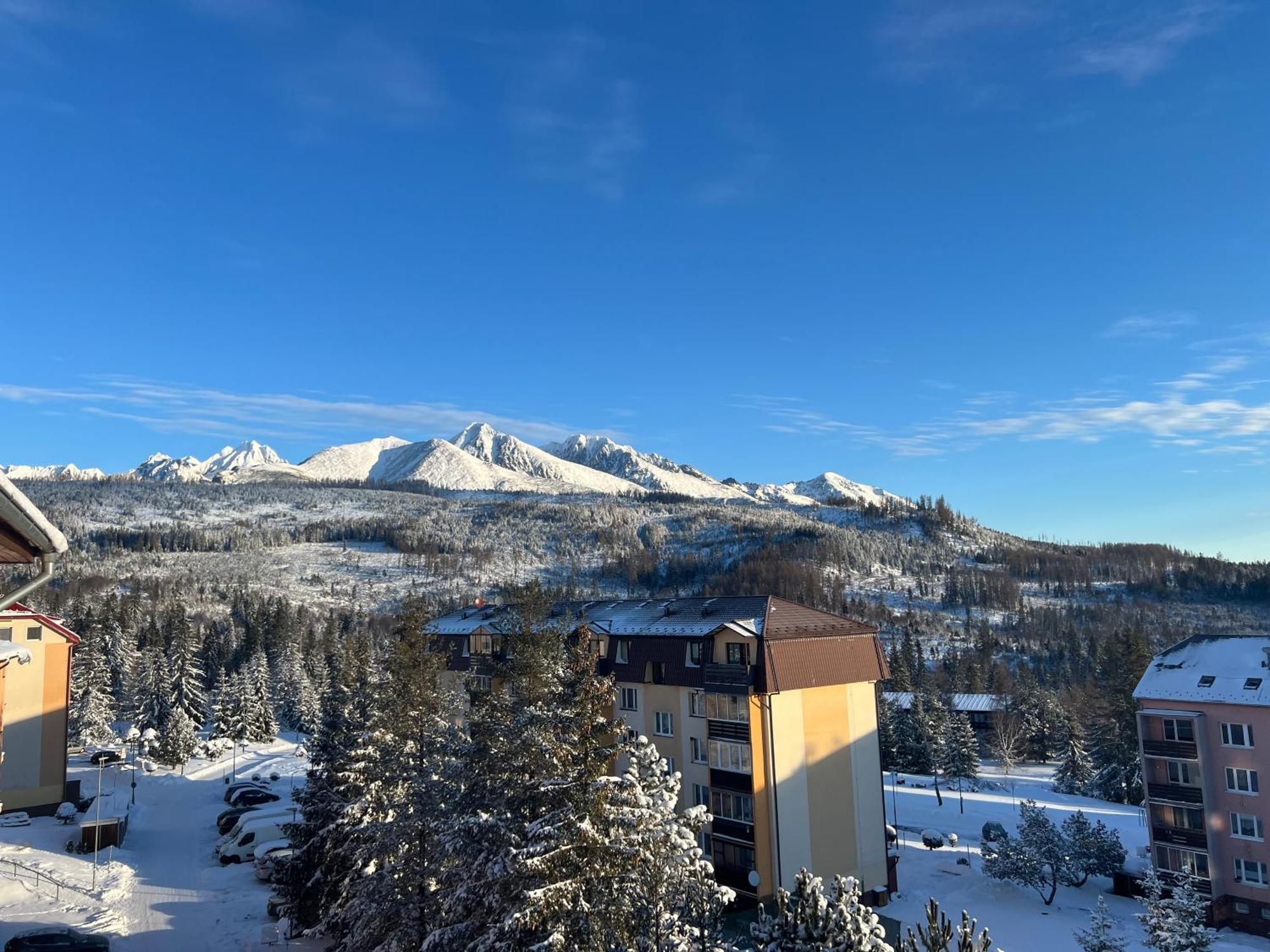 Sherpa'S Hostel High Tatras Štrbské Pleso エクステリア 写真
